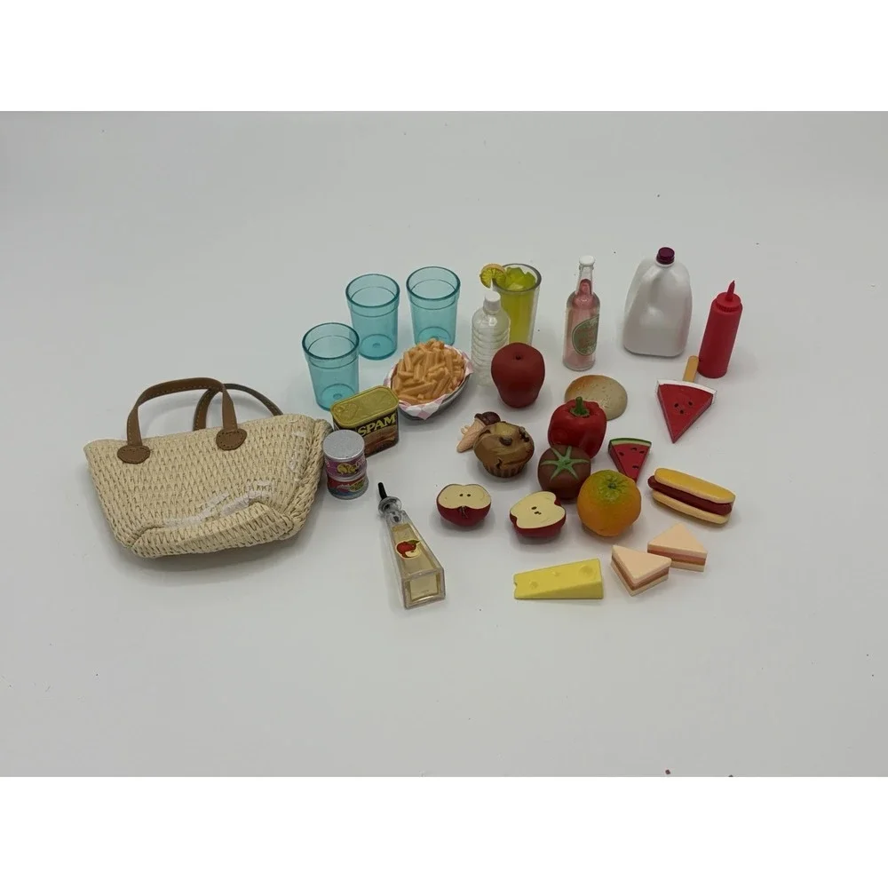 Miscellaneous Lot Doll Food Toy Accessories 29pcs For Small Dolls